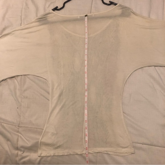 3/20$ The Classic - Off the Shoulder Y2K Top - Picture 4 of 5